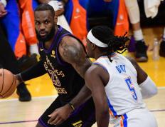 皇家马德里引发争议！，浓眉哥官方宣布败北新规全场沸腾不已的简单介绍